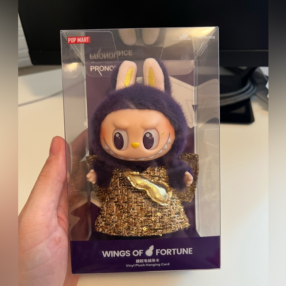 PopMart Wings of Fortune Labubu